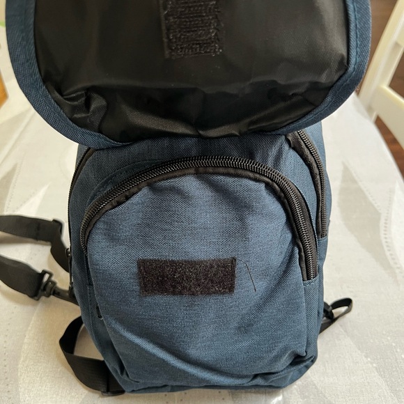 Blue mini Backpack - Picture 3 of 3